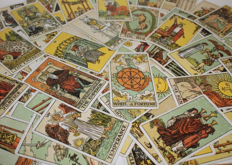 It’s Okay For Tarot Readers to Choose